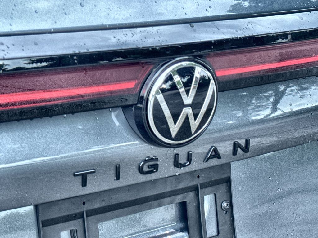 Thumbnail: 2026 Volkswagen Tiguan - 7