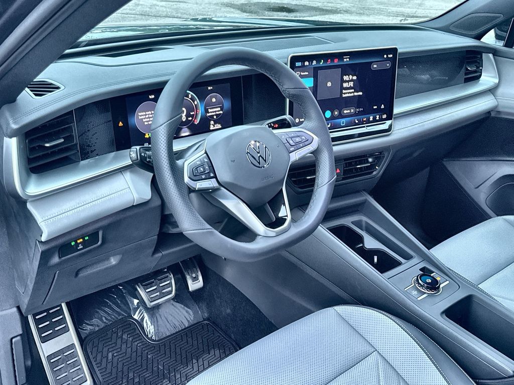 Thumbnail: 2026 Volkswagen Tiguan - 2