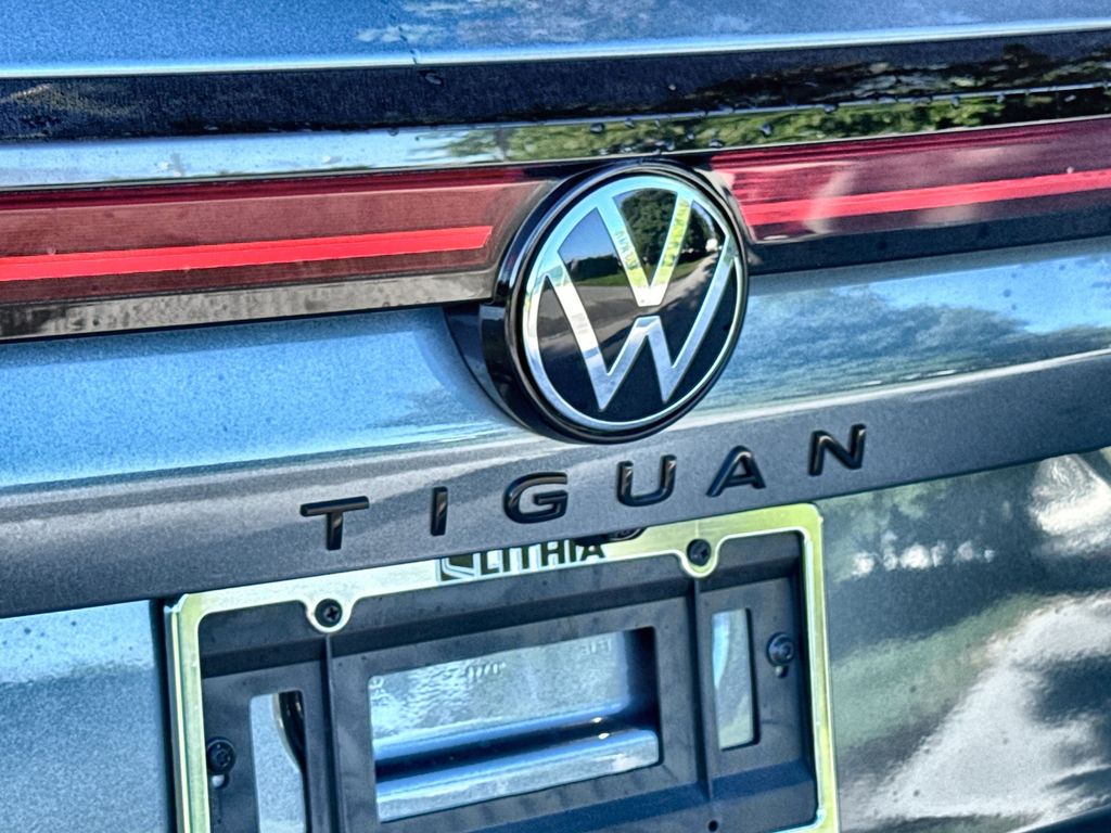Thumbnail: 2026 Volkswagen Tiguan - 6