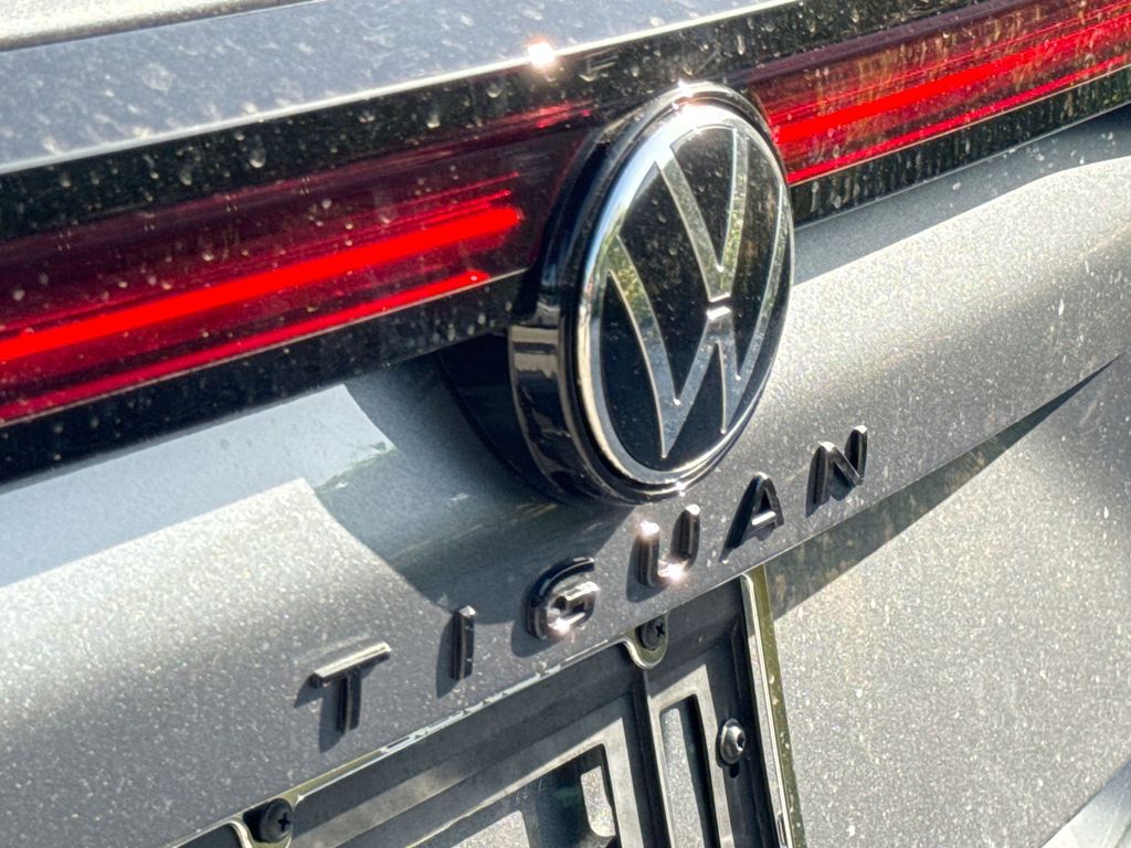 Thumbnail: 2026 Volkswagen Tiguan - 21