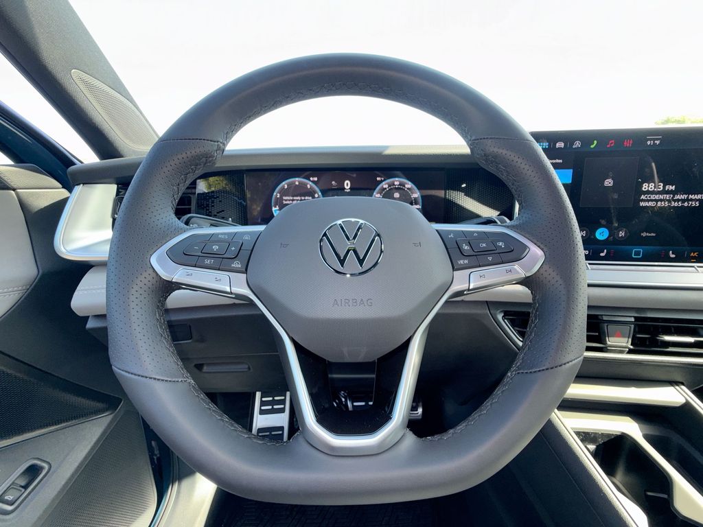Thumbnail: 2026 Volkswagen Tiguan - 10