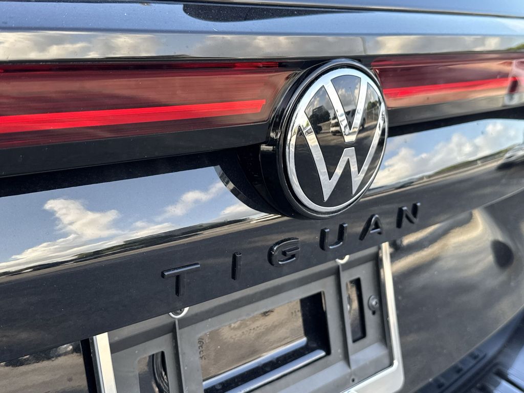 Thumbnail: 2026 Volkswagen Tiguan - 22