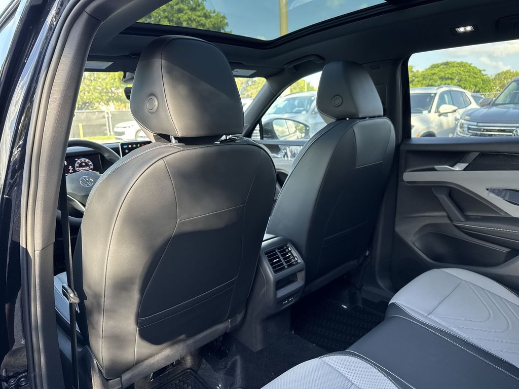 Thumbnail: 2026 Volkswagen Tiguan - 27