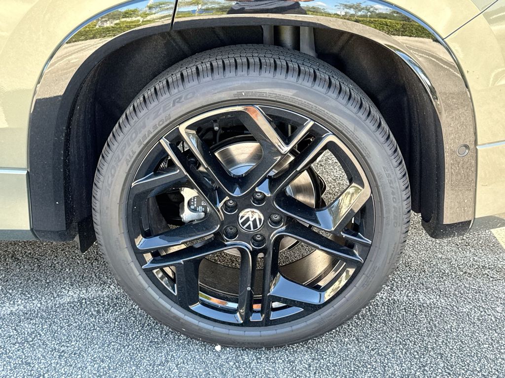 Thumbnail: 2026 Volkswagen Tiguan - 8