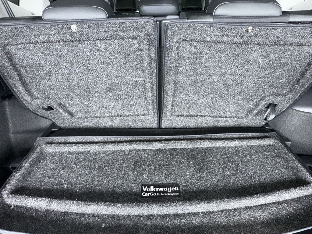 Thumbnail: 2023 Volkswagen Tiguan - 27