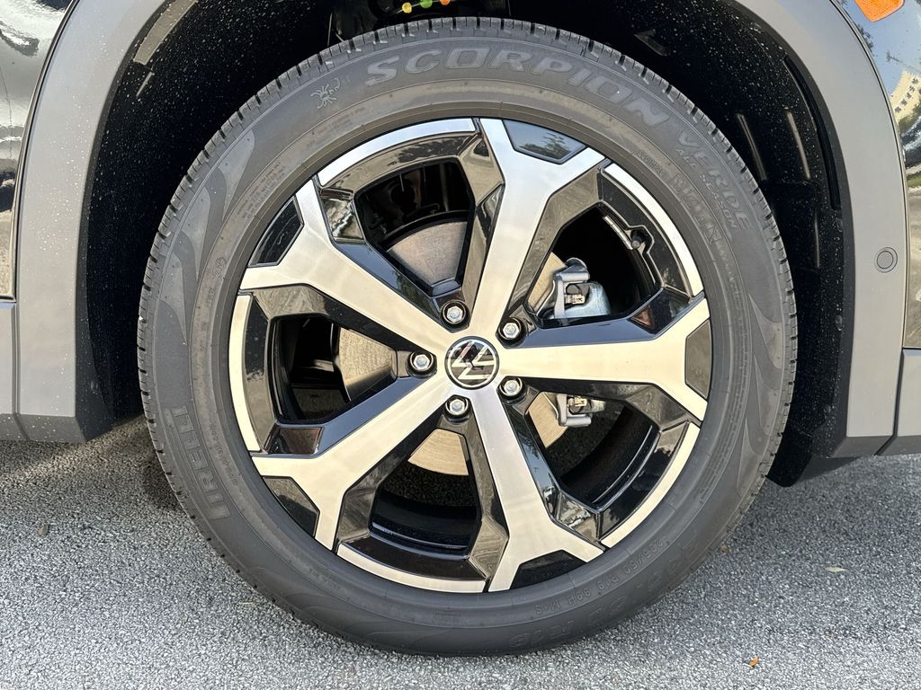 Thumbnail: 2026 Volkswagen Tiguan - 7