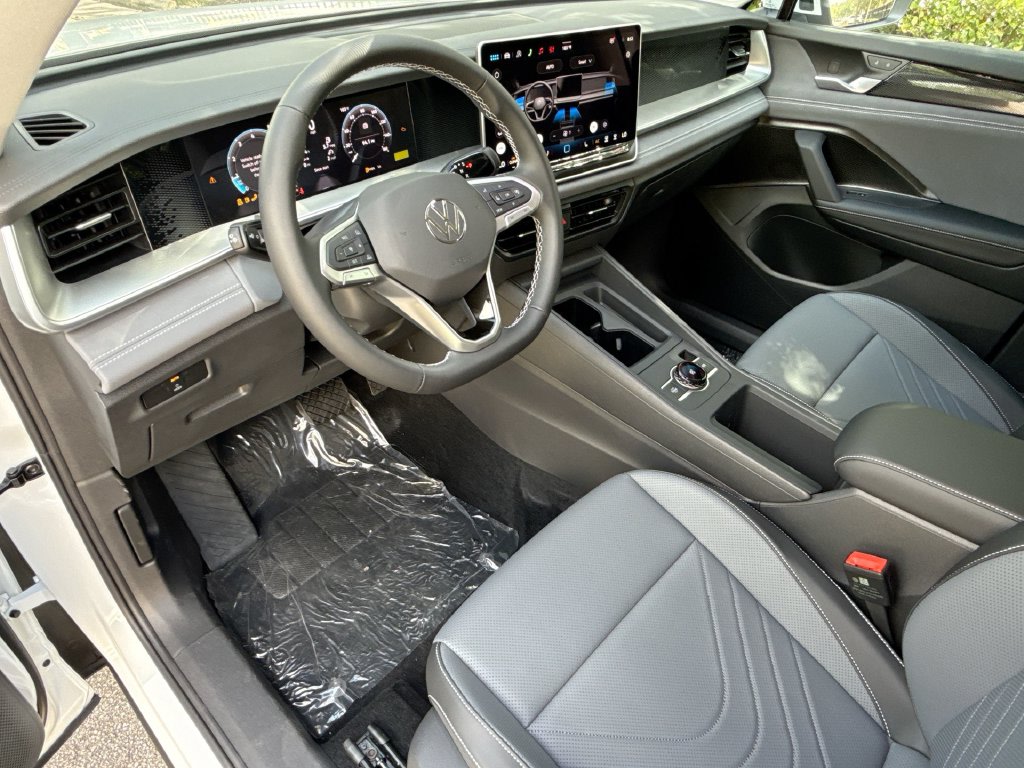 Thumbnail: 2026 Volkswagen Tiguan - 2