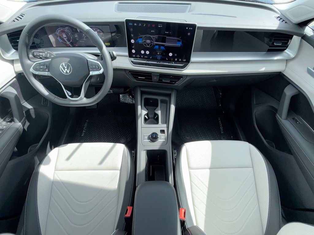 Thumbnail: 2026 Volkswagen Tiguan - 13
