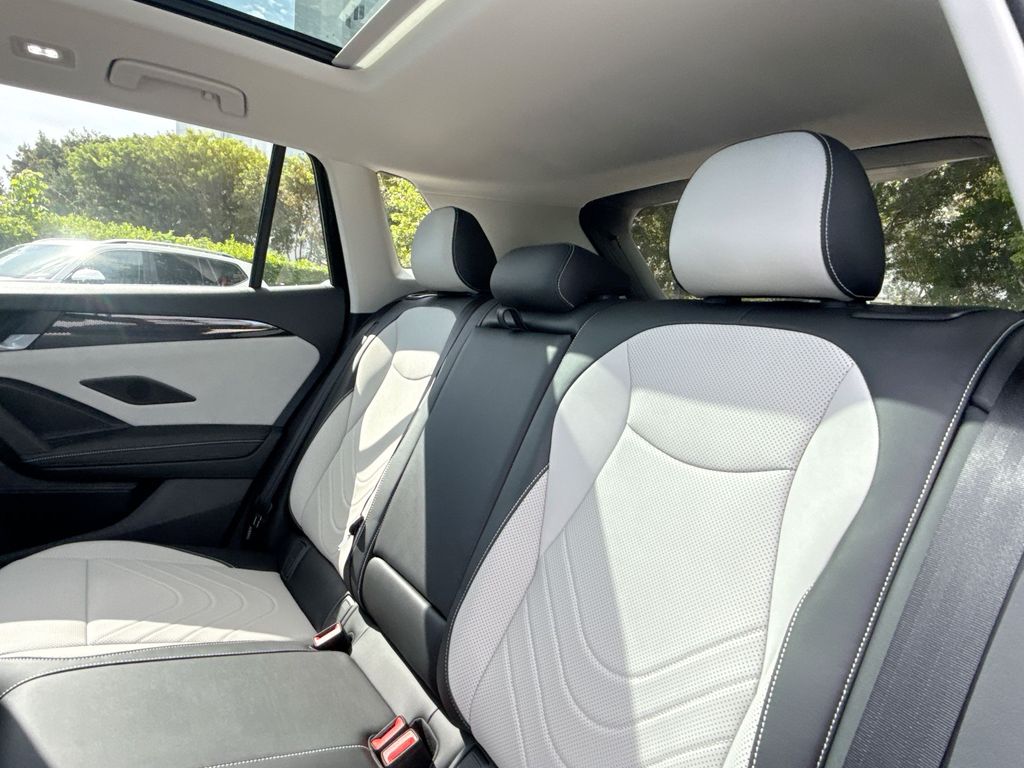 Thumbnail: 2026 Volkswagen Tiguan - 12