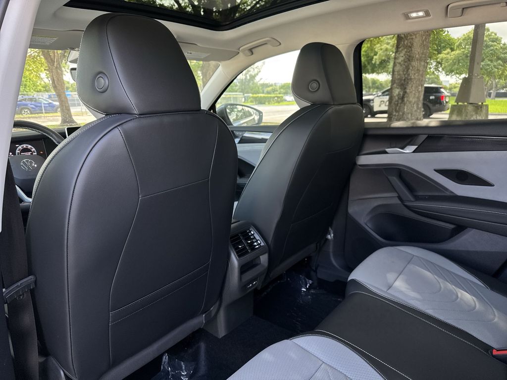 Thumbnail: 2026 Volkswagen Tiguan - 25