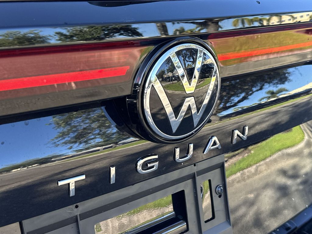 Thumbnail: 2026 Volkswagen Tiguan - 22