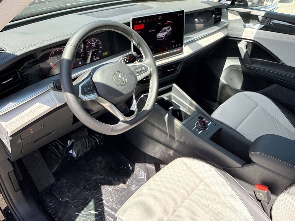 Thumbnail: 2026 Volkswagen Tiguan - 2