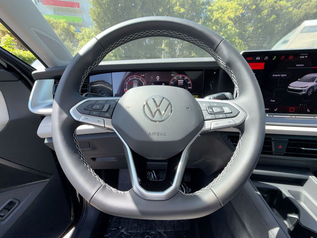 Thumbnail: 2026 Volkswagen Tiguan - 10