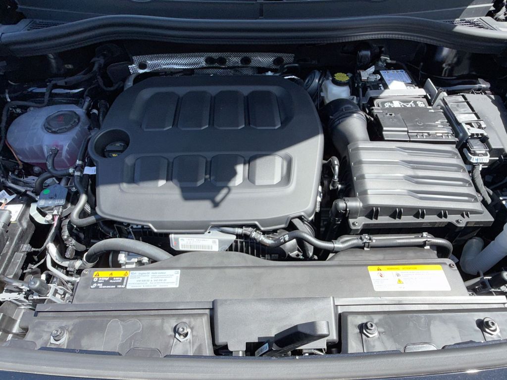 Thumbnail: 2026 Volkswagen Tiguan - 9