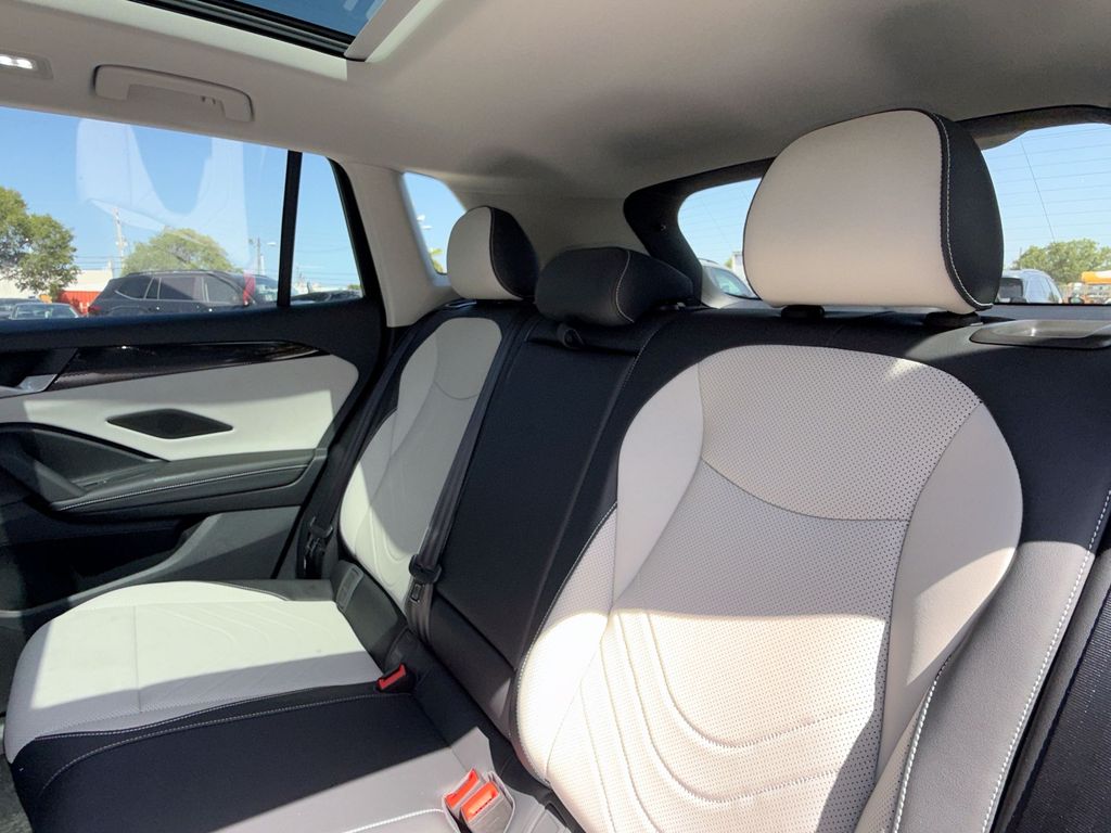 Thumbnail: 2026 Volkswagen Tiguan - 13
