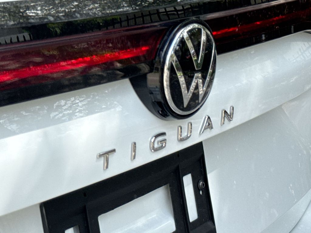 Thumbnail: 2026 Volkswagen Tiguan - 7