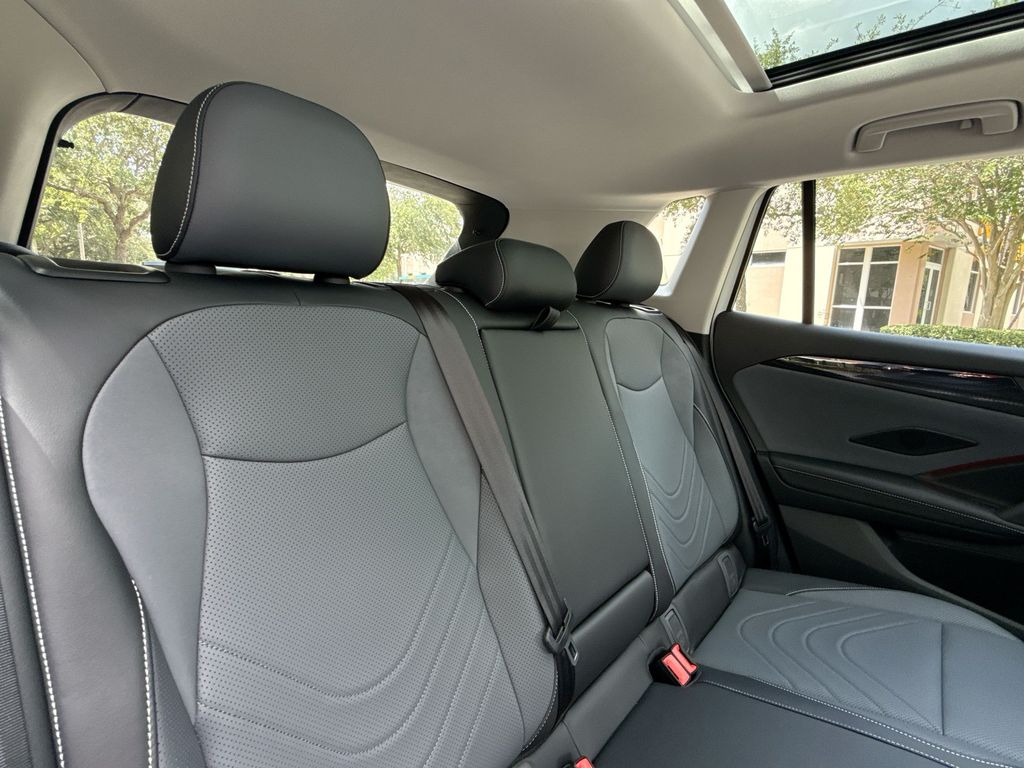 Thumbnail: 2026 Volkswagen Tiguan - 28