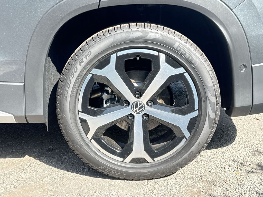 Thumbnail: 2026 Volkswagen Tiguan - 8