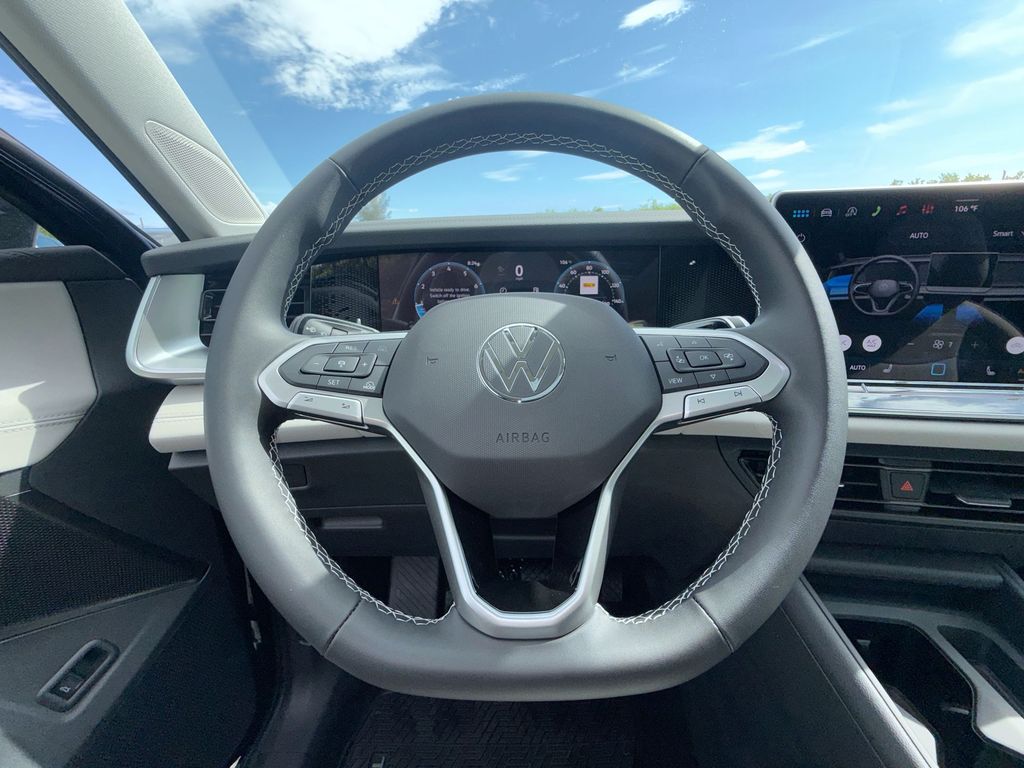 Thumbnail: 2026 Volkswagen Tiguan - 9