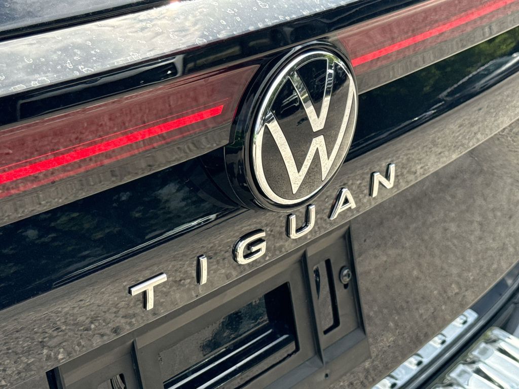 Thumbnail: 2026 Volkswagen Tiguan - 6
