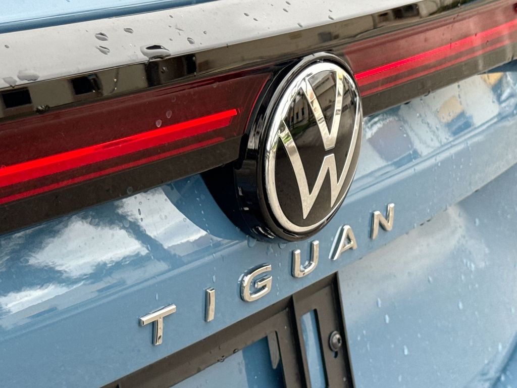 Thumbnail: 2026 Volkswagen Tiguan - 7