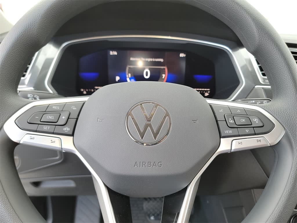 Thumbnail: 2023 Volkswagen Tiguan - 28