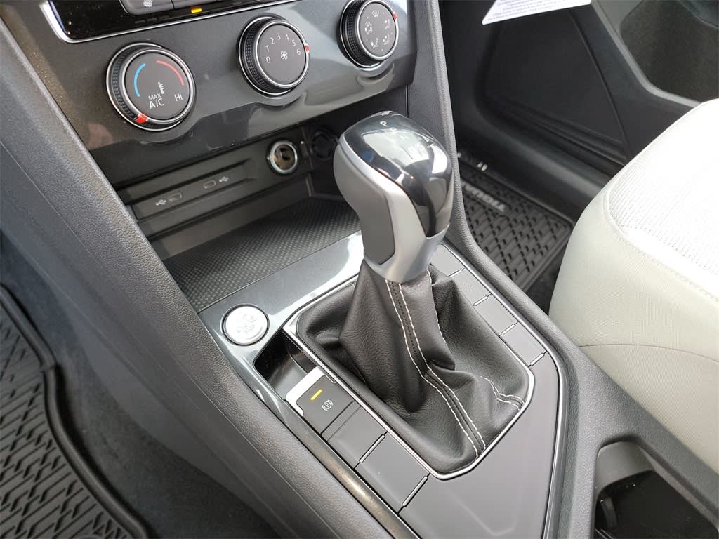 Thumbnail: 2023 Volkswagen Tiguan - 15