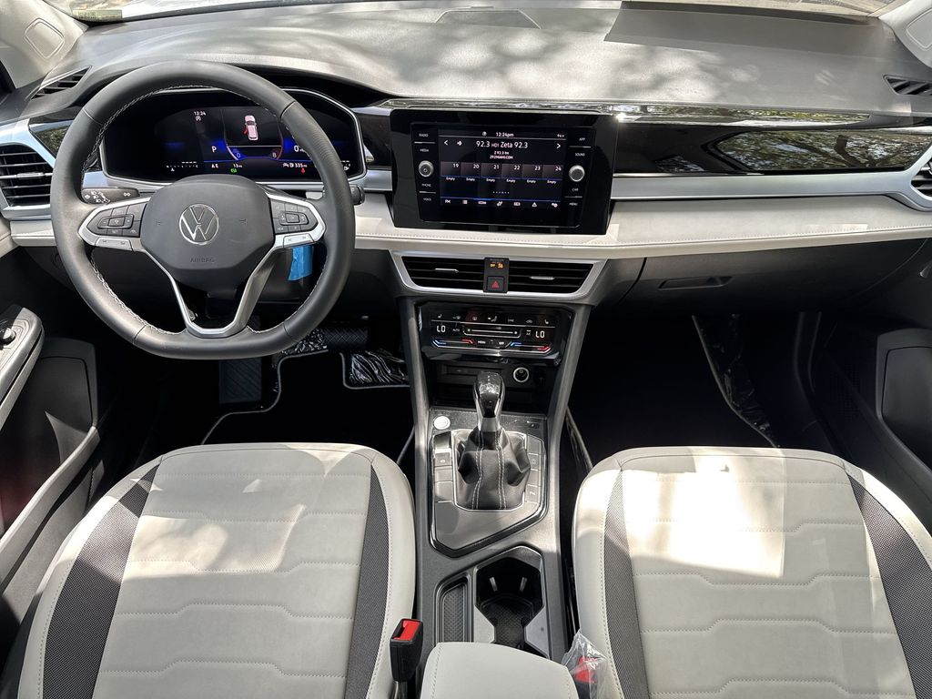 Thumbnail: 2026 Volkswagen Taos - 11