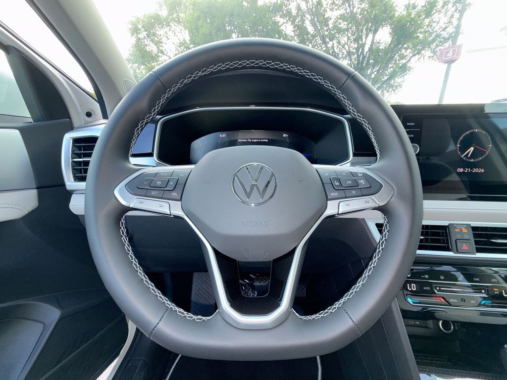 Thumbnail: 2026 Volkswagen Taos - 10