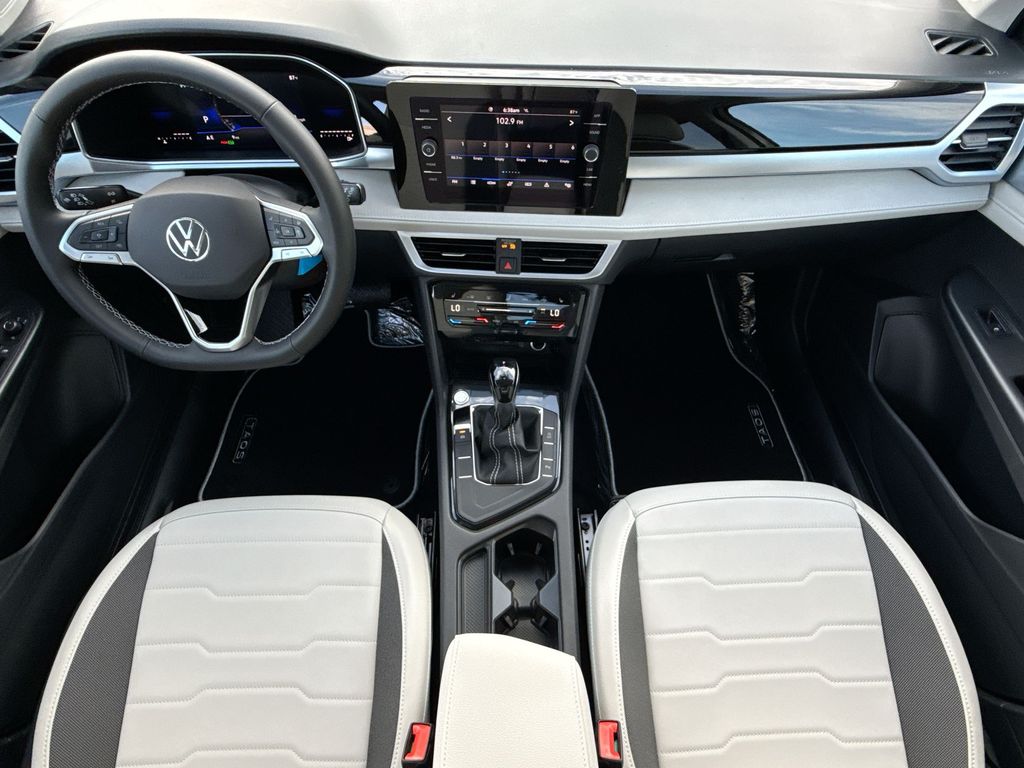 Thumbnail: 2026 Volkswagen Taos - 14
