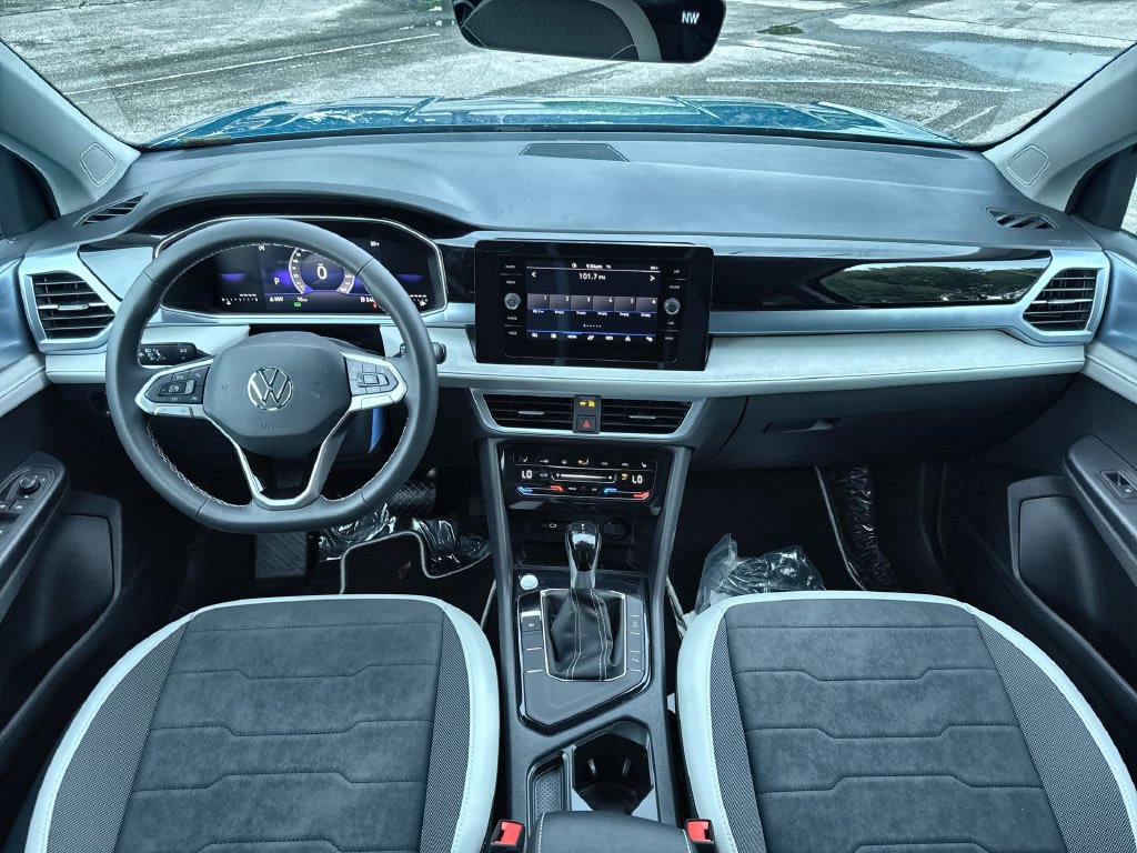 Thumbnail: 2026 Volkswagen Taos - 13