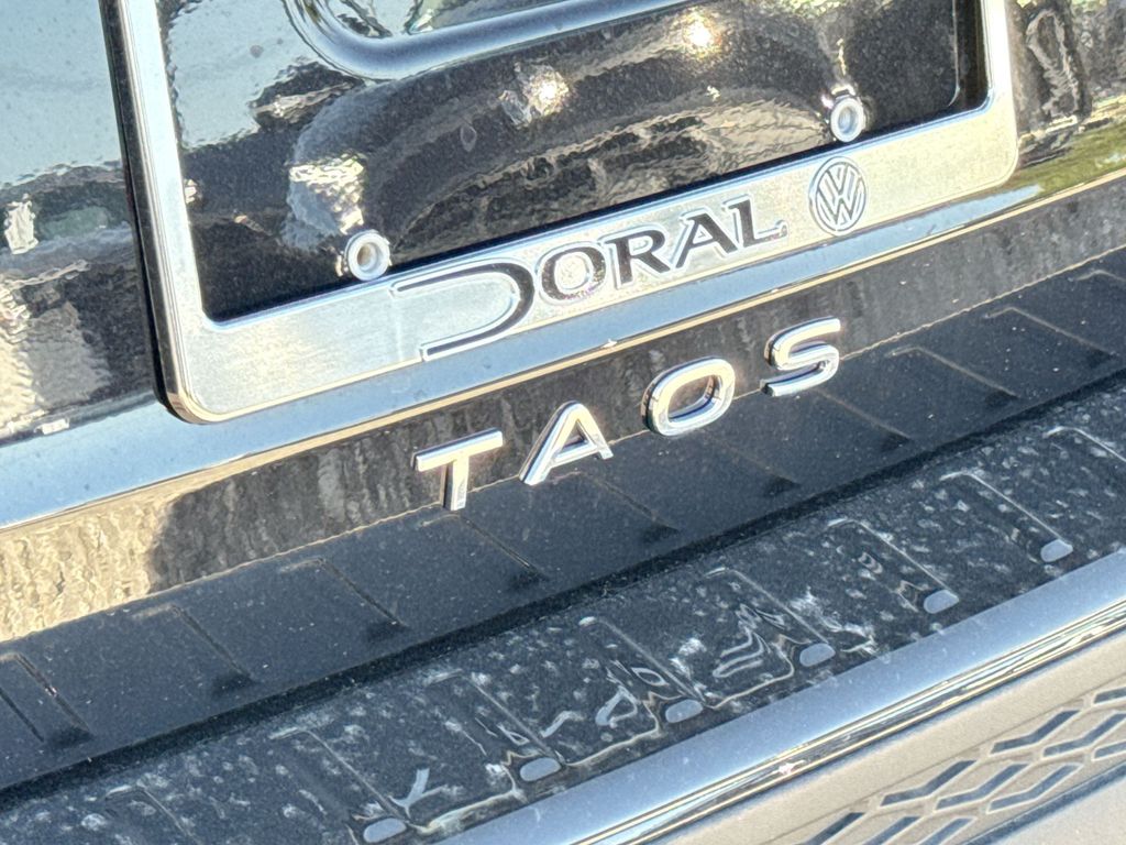 Thumbnail: 2026 Volkswagen Taos - 7