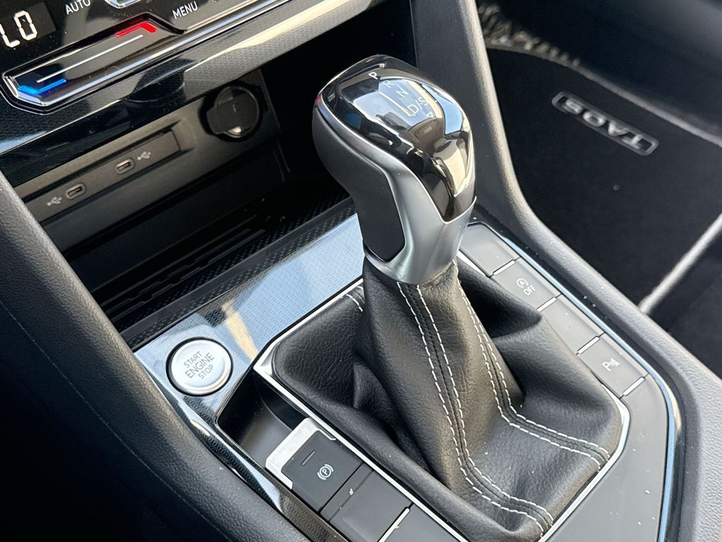 Thumbnail: 2026 Volkswagen Taos - 15