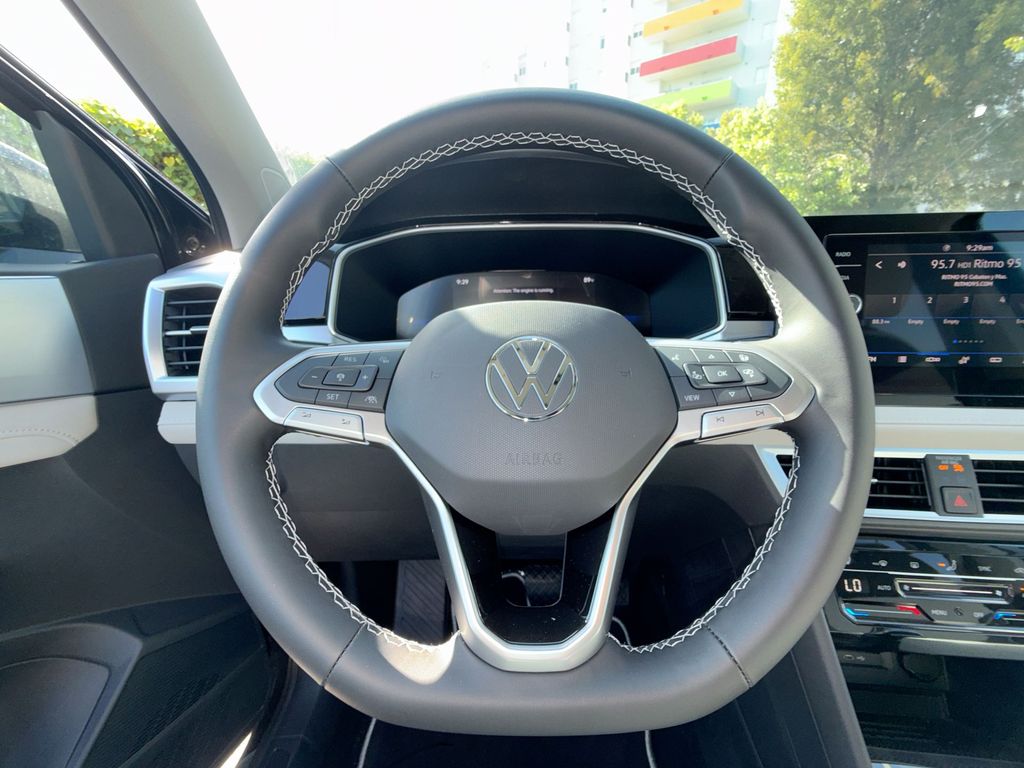 Thumbnail: 2026 Volkswagen Taos - 9