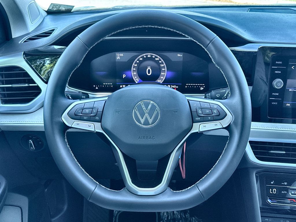 Thumbnail: 2026 Volkswagen Taos - 8