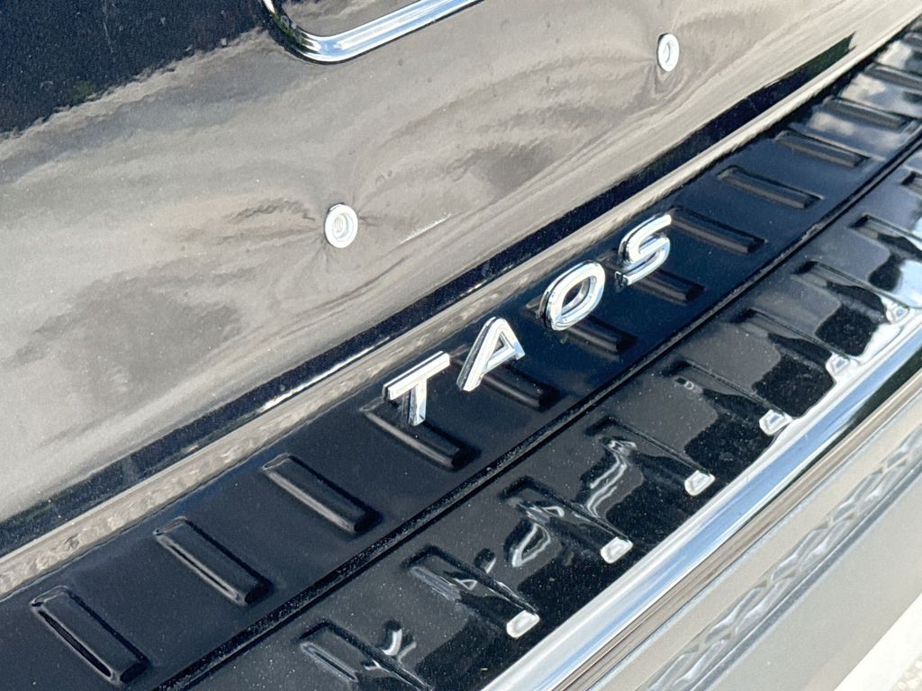 Thumbnail: 2026 Volkswagen Taos - 6
