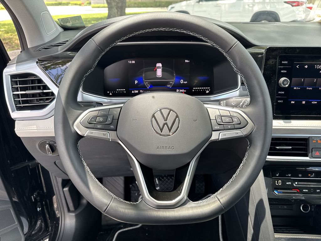 Thumbnail: 2026 Volkswagen Taos - 8