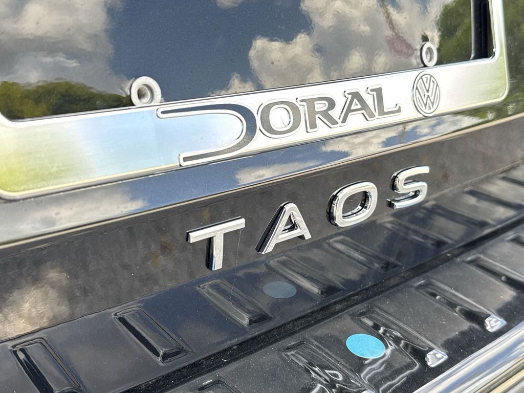 Thumbnail: 2026 Volkswagen Taos - 5
