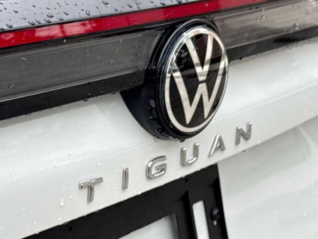 Thumbnail: 2026 Volkswagen Tiguan - 7
