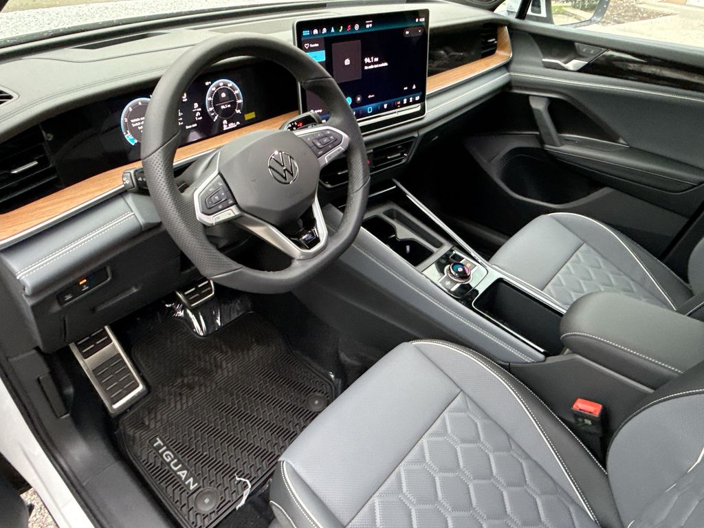 Thumbnail: 2026 Volkswagen Tiguan - 2