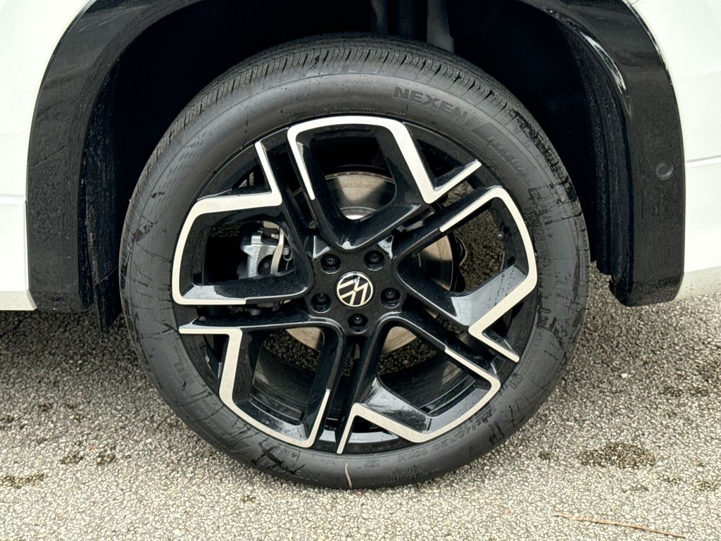 Thumbnail: 2026 Volkswagen Tiguan - 8