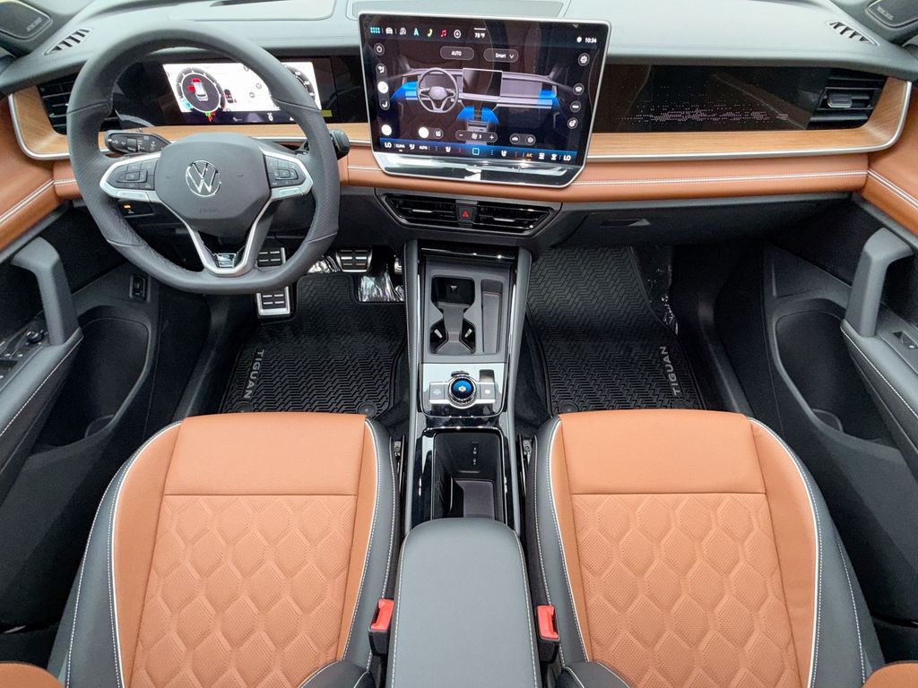 Thumbnail: 2026 Volkswagen Tiguan - 14