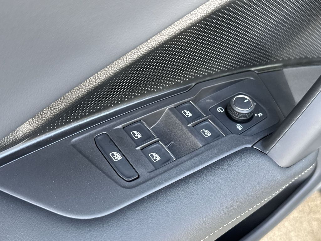 Thumbnail: 2026 Volkswagen Tiguan - 28