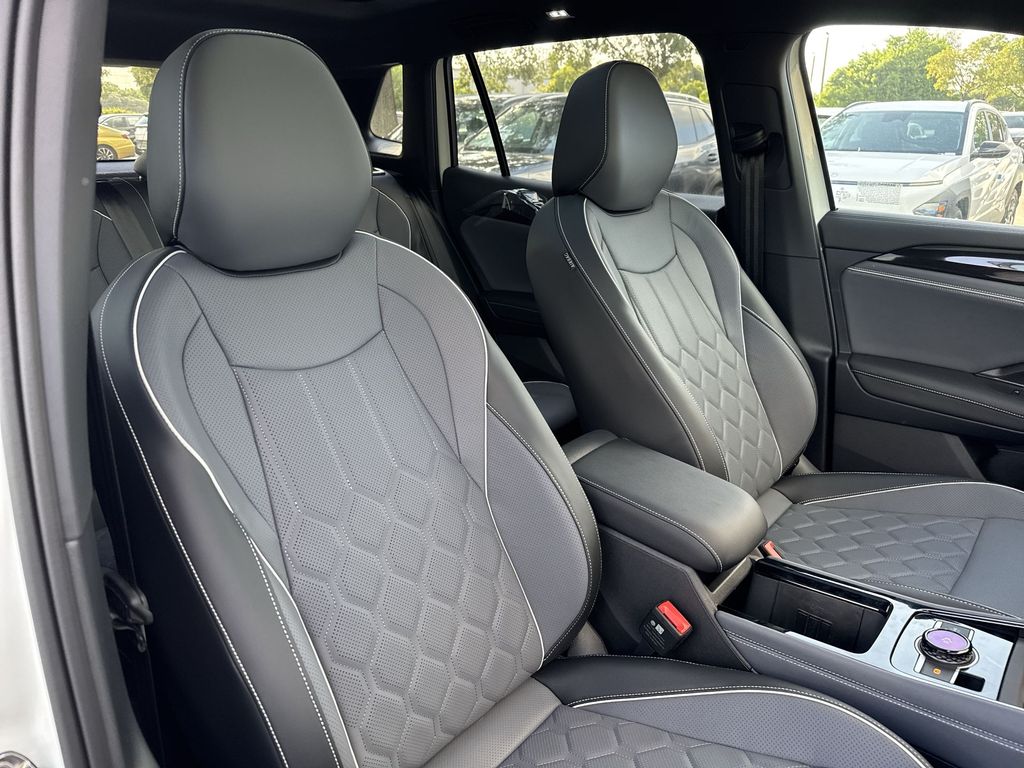 Thumbnail: 2026 Volkswagen Tiguan - 10