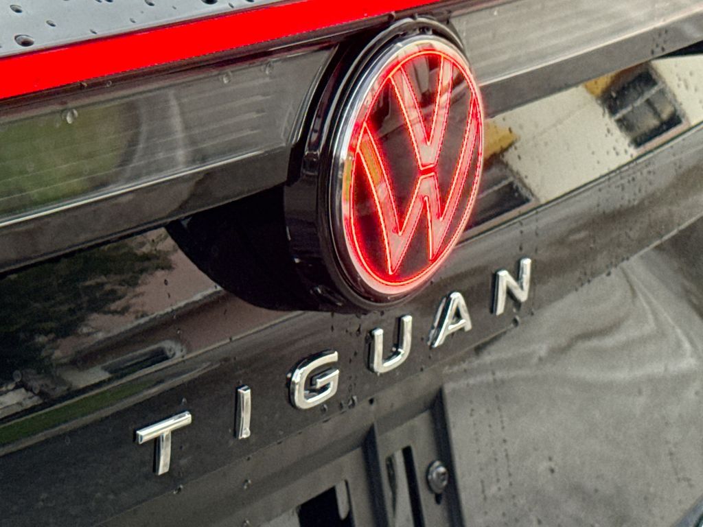 Thumbnail: 2026 Volkswagen Tiguan - 23