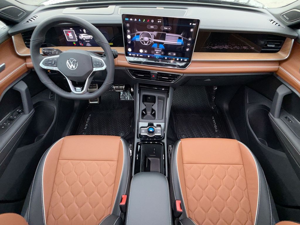 Thumbnail: 2026 Volkswagen Tiguan - 13