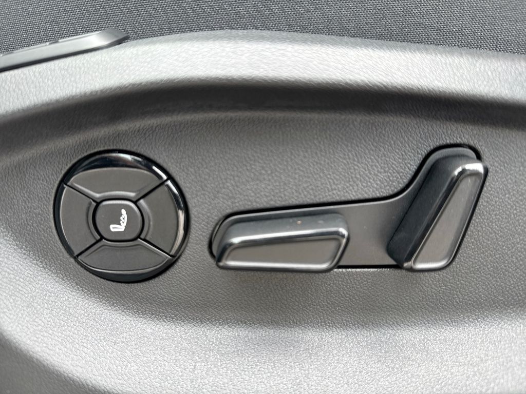 Thumbnail: 2026 Volkswagen Tiguan - 29