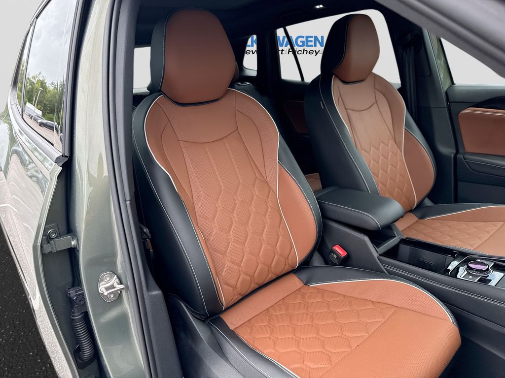Thumbnail: 2026 Volkswagen Tiguan - 12
