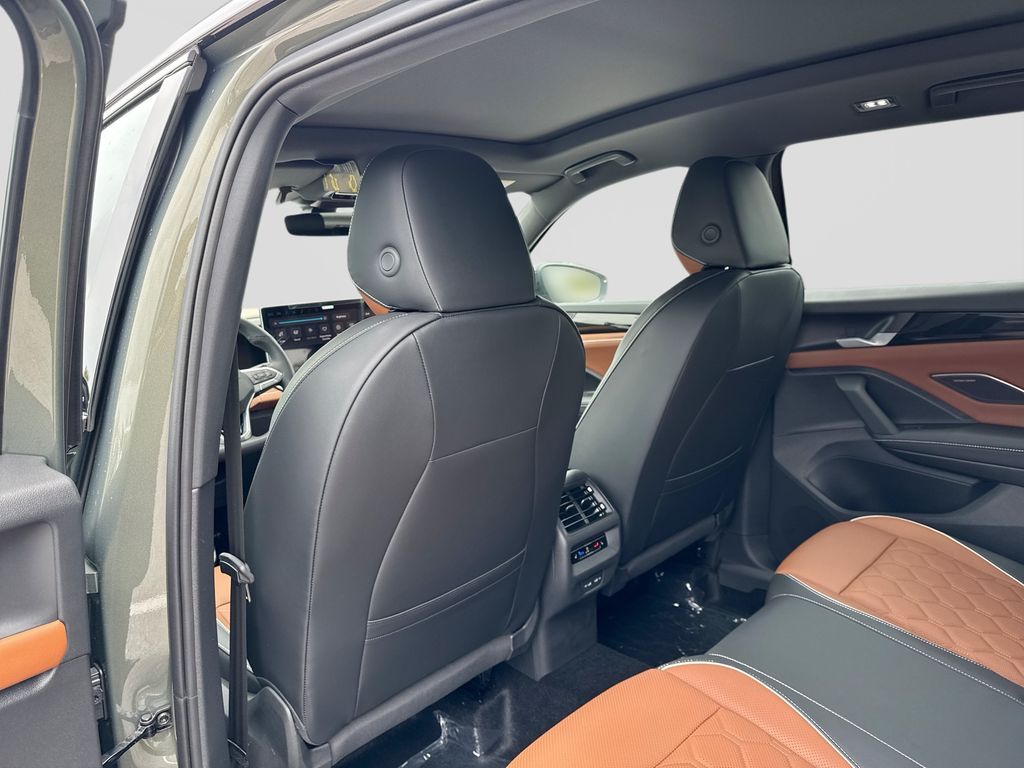 Thumbnail: 2026 Volkswagen Tiguan - 13