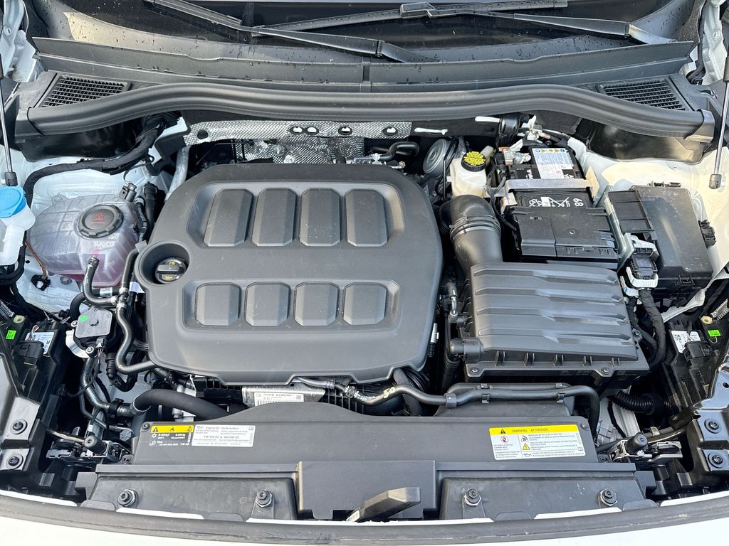 Thumbnail: 2026 Volkswagen Tiguan - 9